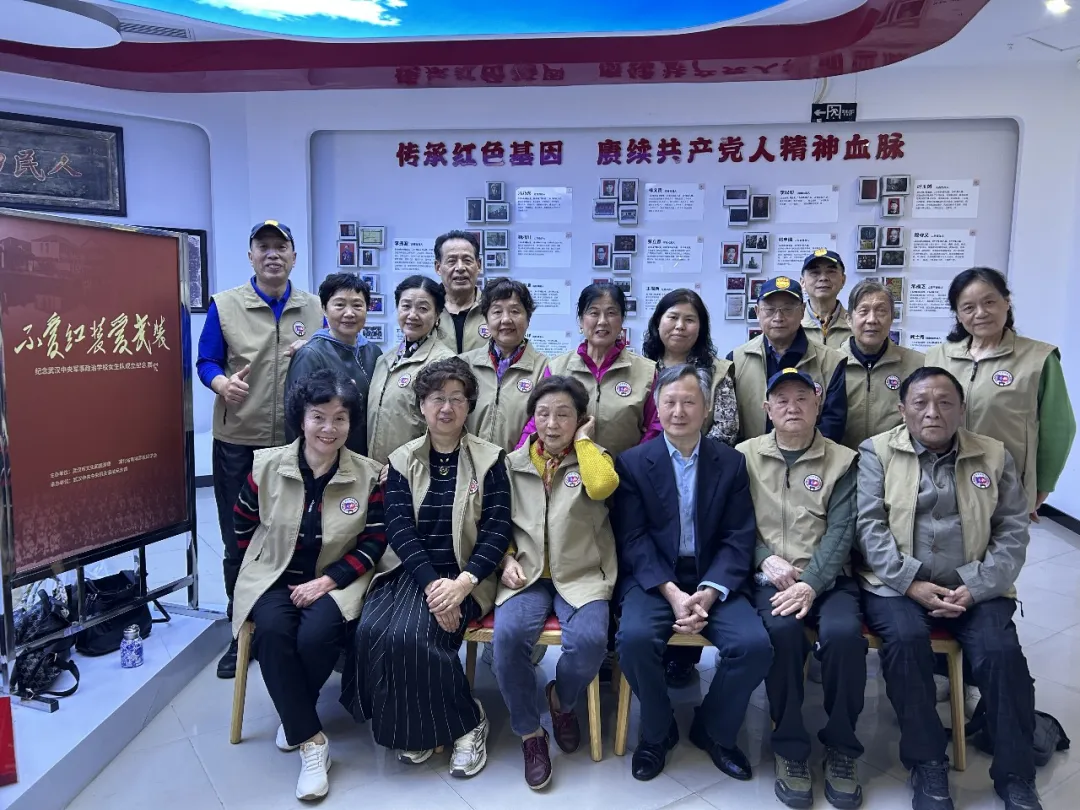 巡展进机场社区